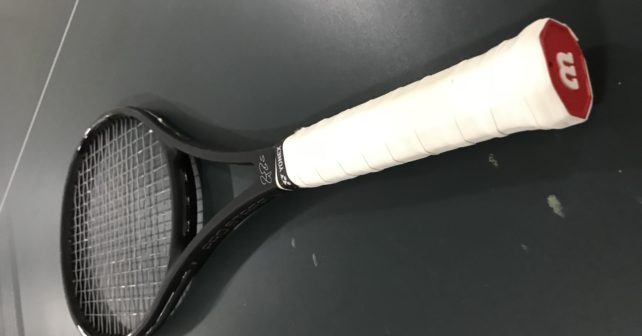 Wilson Pro Staff RF97 Autograph Review - Roger Federers Racquet