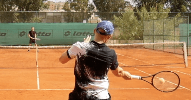 Roger Federer's Racquet Setup - Testing Champions Choice