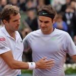 In-form Federer Beats Benneteau