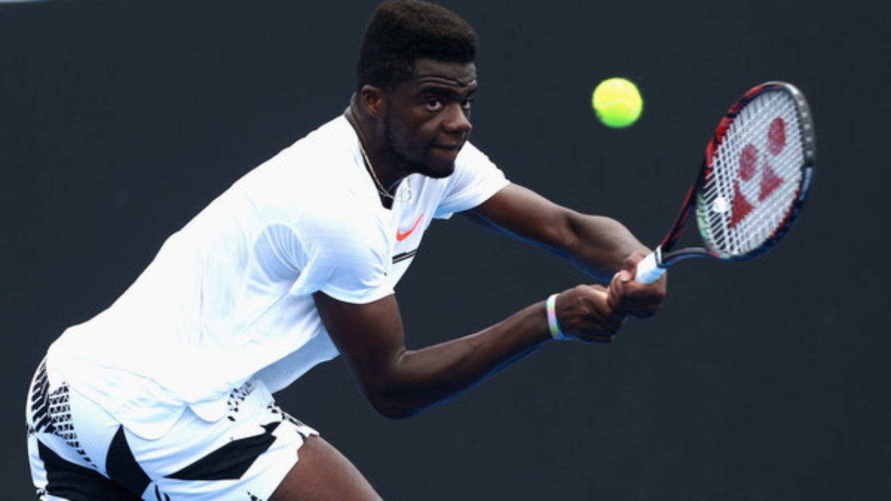 tiafoe racquet