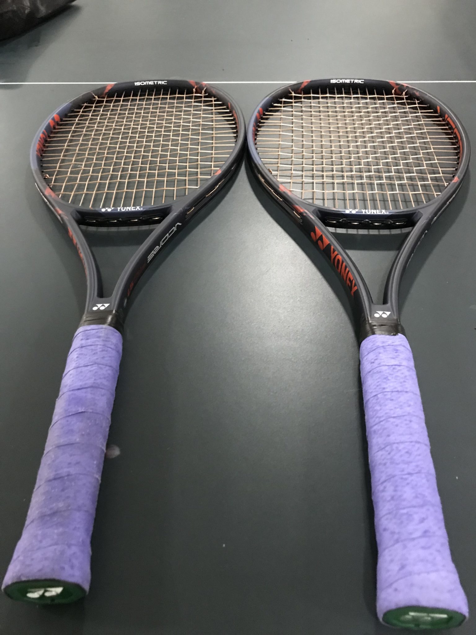 YONEX VCORE PRO 97 G2 本物の - ラケット(硬式用)