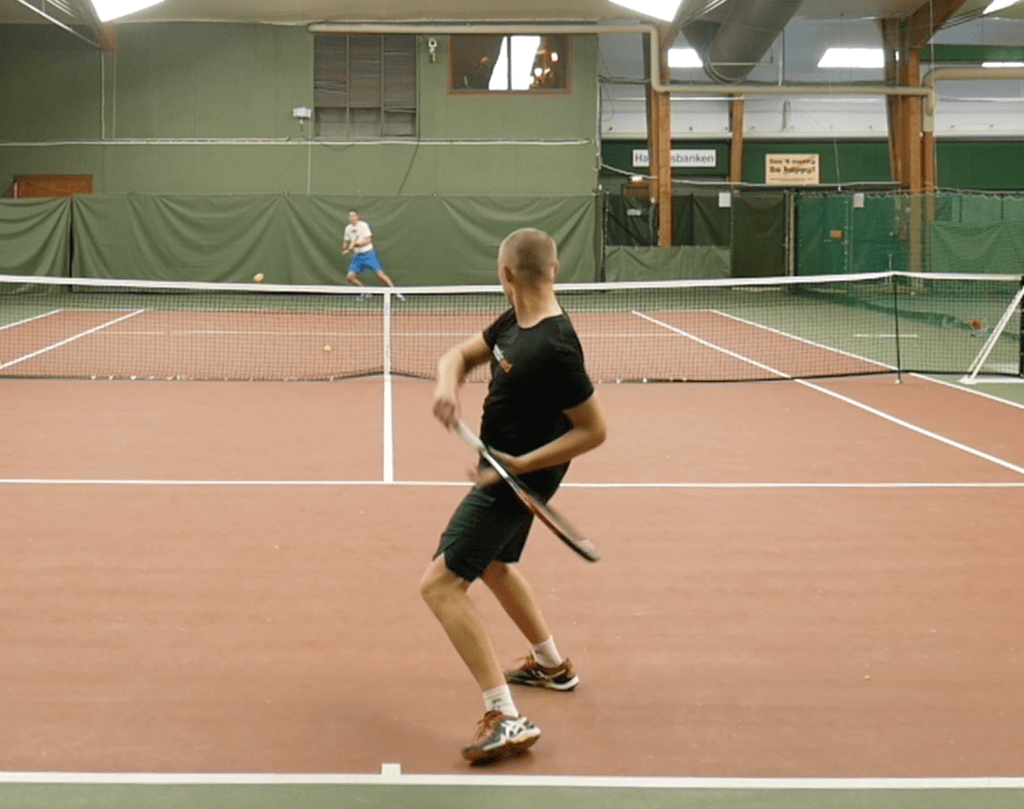 Dunlop Srixon CX 200 Tour 16x19 Racquet Review