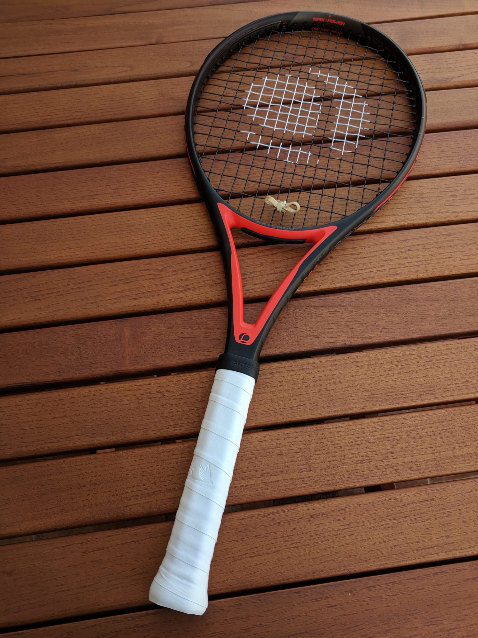 artengo tennis racket price