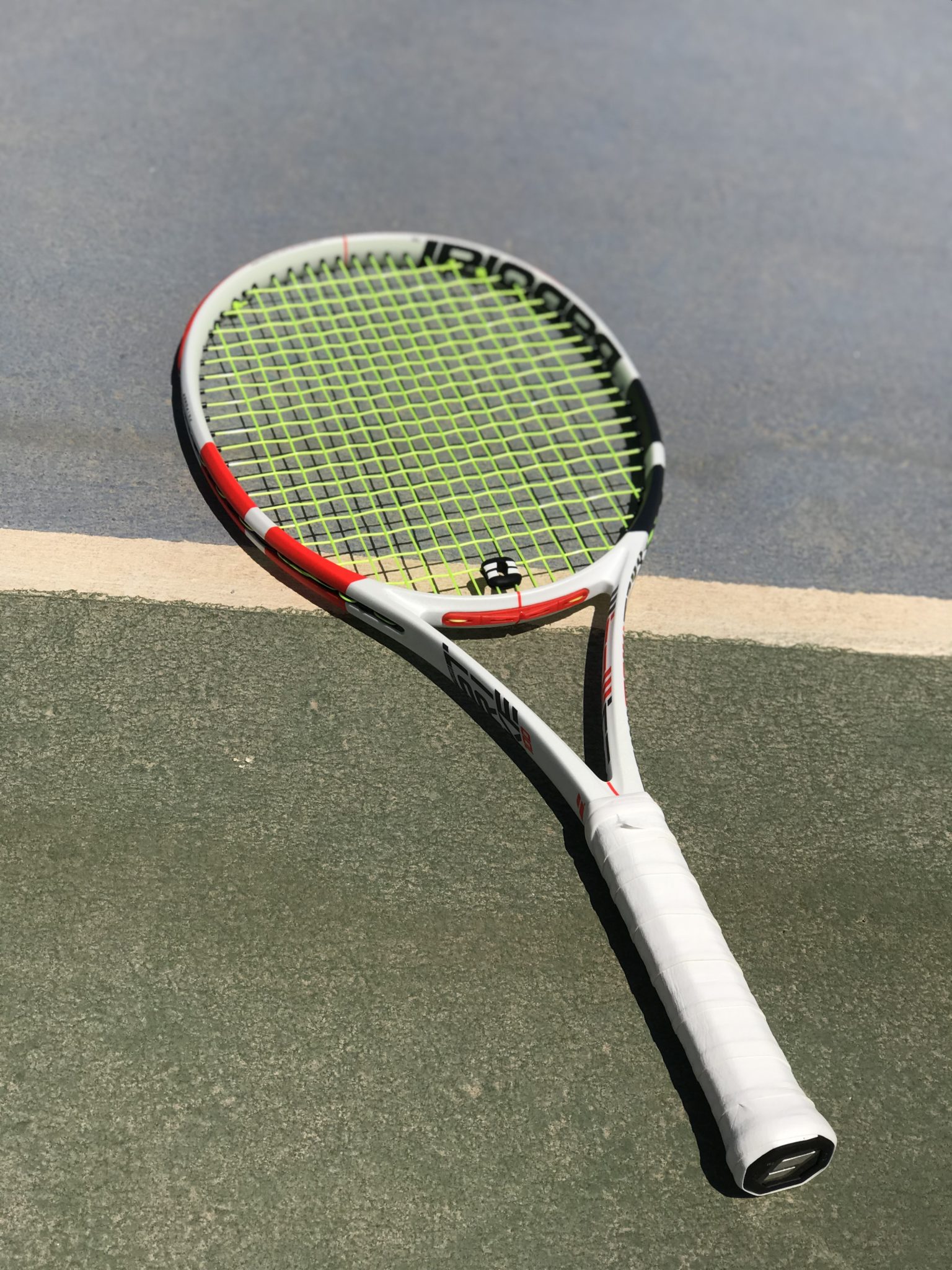 Babolat Pure Strike 100 Tennisschläger 