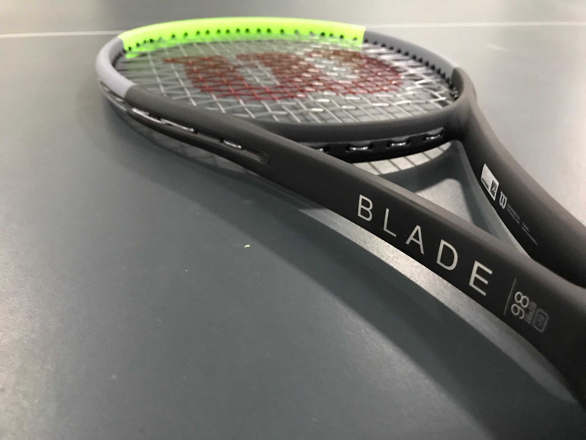 TENNIS RACKET Grip Size: 4 1/8, 1/4, 3/8 1/2" 18X20 Details about   NEW BLADE 98 PRO 