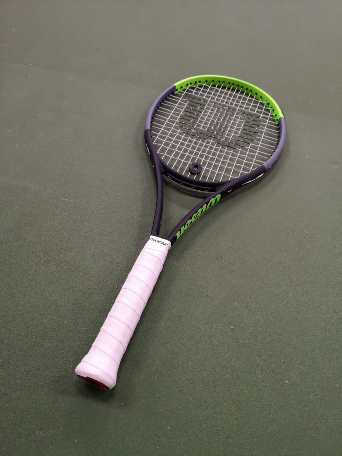 Zegevieren maak je geïrriteerd Moreel Wilson Blade V7 100L Racquet Review - Tennisnerd.net