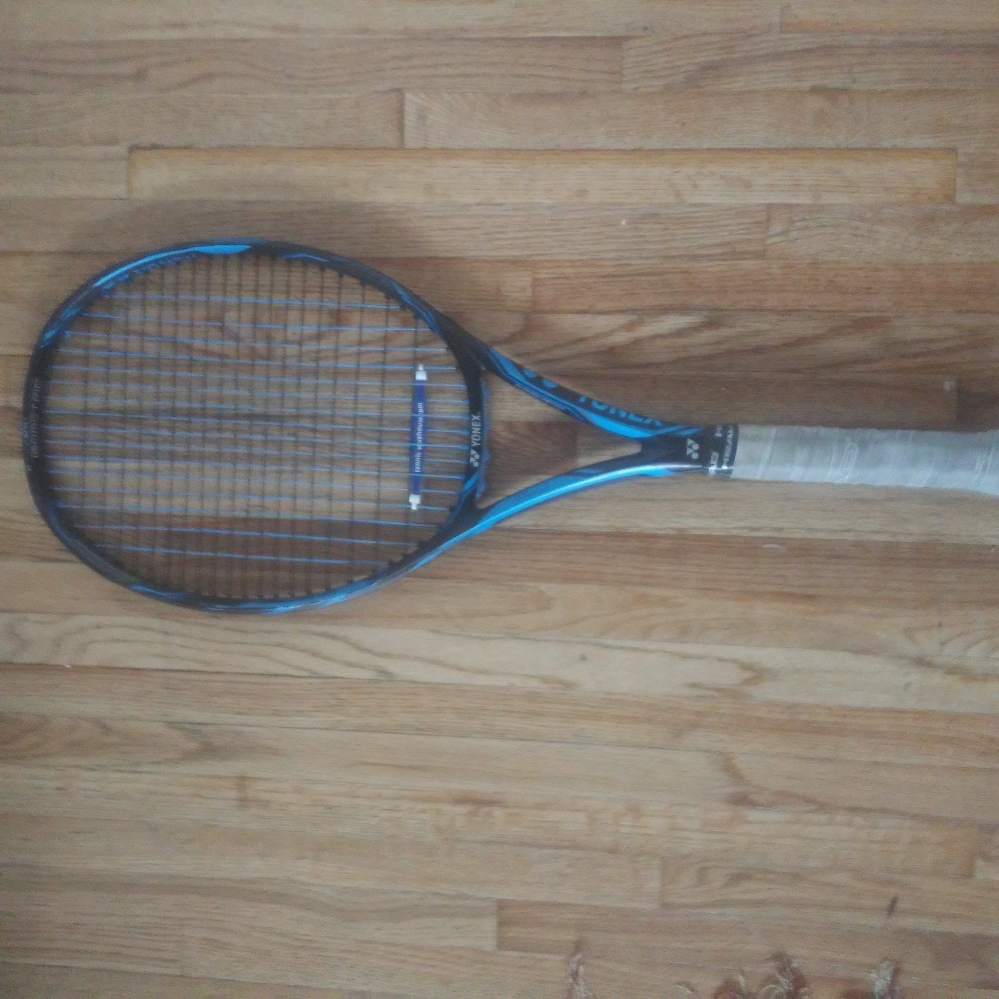 tennis string hybrid