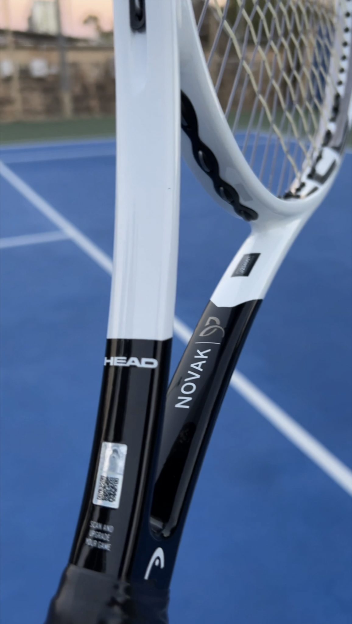 Does the best player use the best racquet?